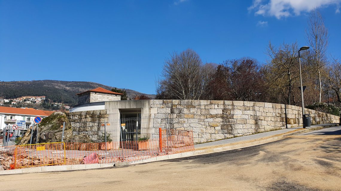 Aberto concurso para exploração da Cafetaria do Parque e respetiva esplanada