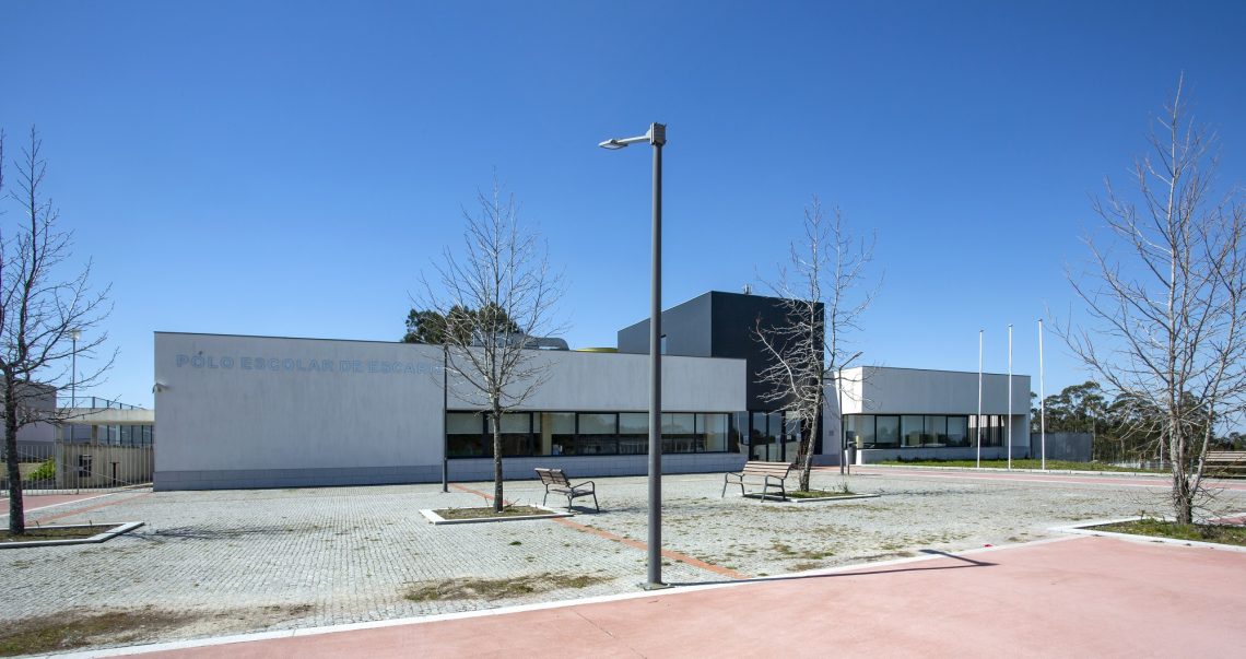 Covid-19 | Escolas para acolhimento de filhos e outros dependentes dos trabalhadores de serviços essenciais