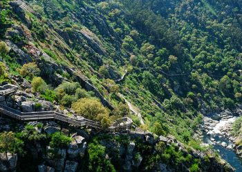 COVID-19 | Passadiços do Paiva reabrem a 25 de maio