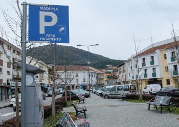 Covid-19 | Pagamento de estacionamento suspenso por tempo indeterminado