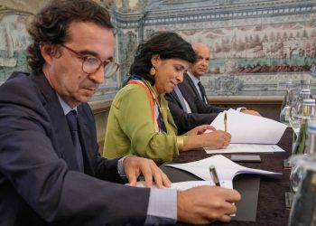 Assinado protocolo para edição de documentação do Mosteiro de Arouca relativa ao período medieval