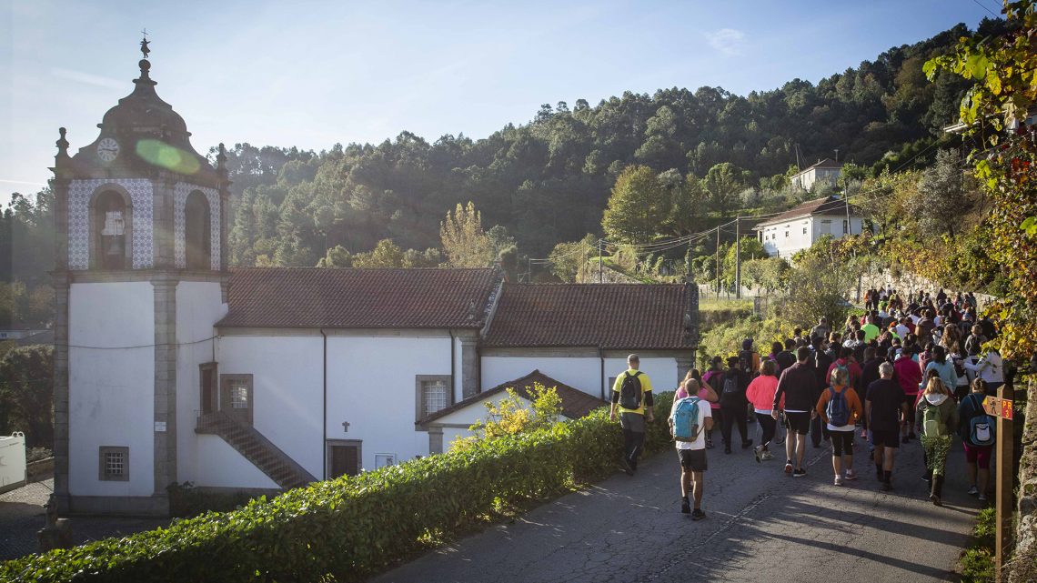 Participe na caminhada “Caminhos do Sol Nascente” durante o Festival da Castanha 2022