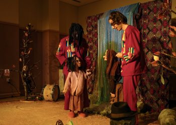 Município leva teatro às escolas e transforma salas de aula em espaços vivos