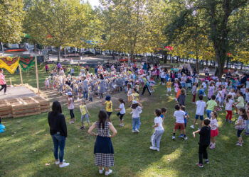 Feira das Colheitas 2023: Espaço Criança com workshops de percussão corporal, desfolhada, jogos para descobrir as emoções e muita música