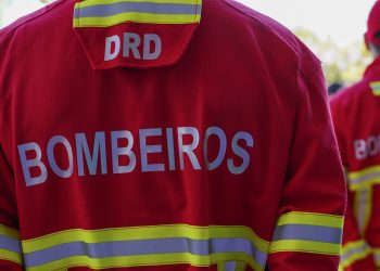 Aprovado voto de louvor aos bombeiros e comunidades envolvidas no combate ao incêndio de setembro