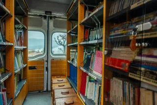 Biblioteca Itinerante: Bibliomóvel e Bibliomala