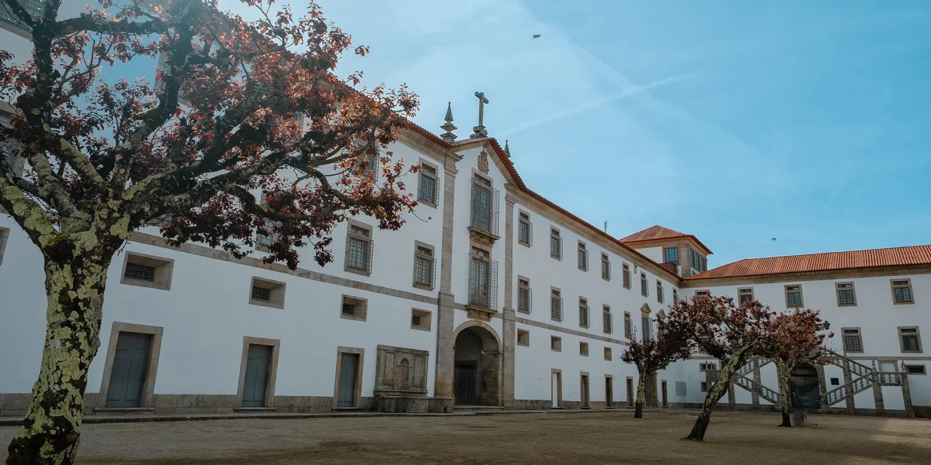 Biblioteca Memorial D. Domingos de Pinho Brandão