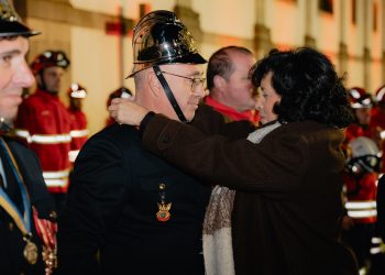 Bombeiros de Arouca, Fajões e Nespereira distinguidos com a medalha de mérito municipal pela autarquia
