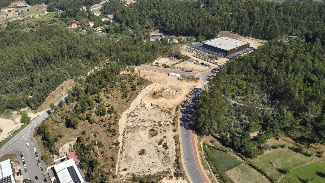 Município de Arouca recolhe contributos para alteração do regulamento de venda de lotes da Área de Acolhimento Empresarial de Arouca