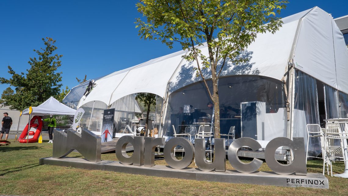 Exposição Empresarial mostra vitalidade económica do município durante a Feira das Colheitas